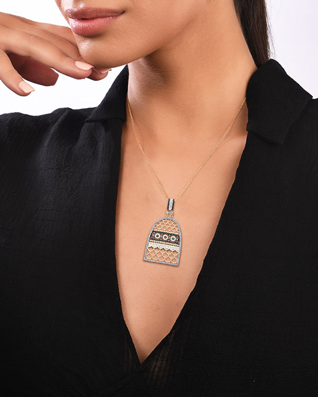 Diamond and Emerald pendant